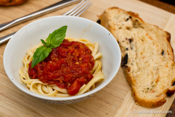 Spaghetti made with roasted tomatoes